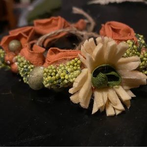 Newborn tiebacks fall colors